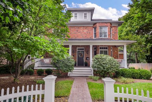 360 N Main St, Glen Ellyn, IL, 60137-5065 | Card Image