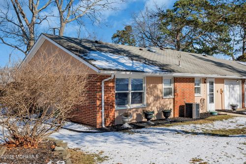 511 Portsmouth Drive, Lakewood, NJ, 08701 | Card Image