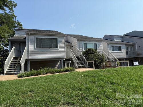 66-1050 21st Ave Nw, Hickory, NC, 28601-1750 | Card Image