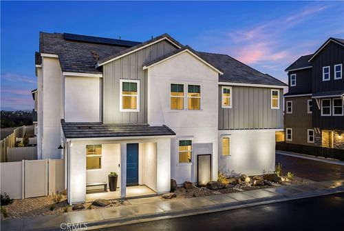 28970 Skyhaven Ct, Temecula, CA, 92590-1914 | Card Image