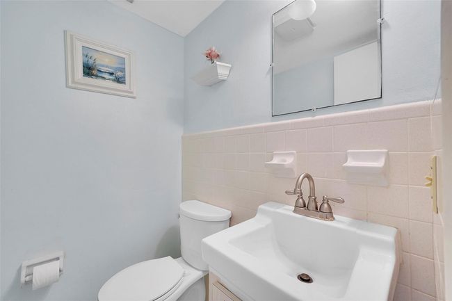 Powder Room | Image 15
