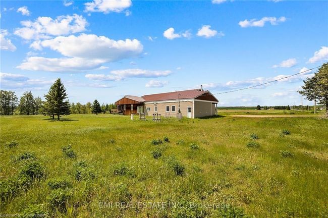 1632 Conc 2 3 Road, House other with 4 bedrooms, 2 bathrooms and 12 parking in Cochrane ON | Image 45