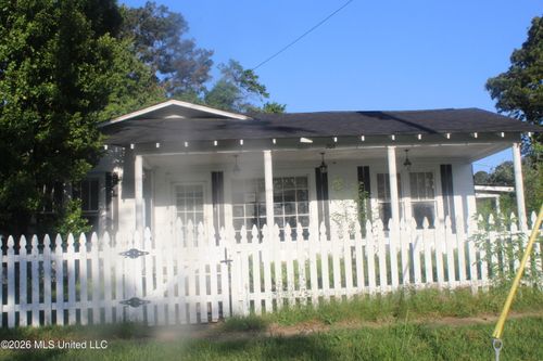 206 S Monroe St, Calhoun City, MS, 38916-9317 | Card Image
