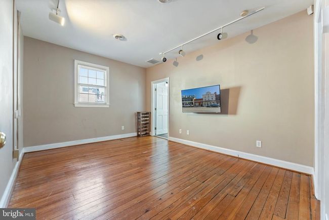 33 Culpeper St, Home with 0 bedrooms, 0 bathrooms and null parking in WARRENTON VA | Image 11
