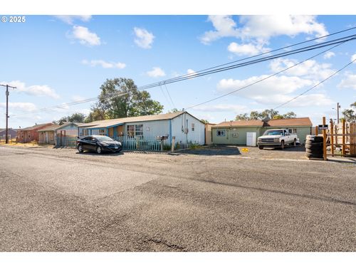153 W Beech Ave, Hermiston, OR, 97838-1077 | Card Image