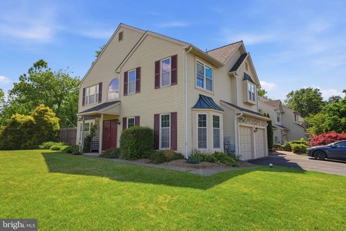 101 Sequoia Dr, NEWTOWN, PA, 18940-9238 | Card Image