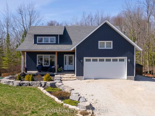 94 Birch St, Sauble Beach, ON, N0H2G0 | Card Image