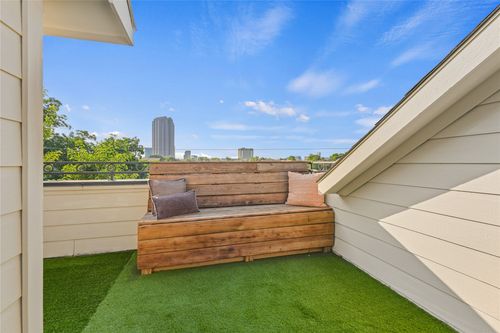 4007 Brownstone Ct, Dallas, TX, 75204-2843 | Card Image