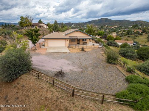 2125 S Foothill Dr, Dewey-Humboldt, AZ, 86327-6826 | Card Image