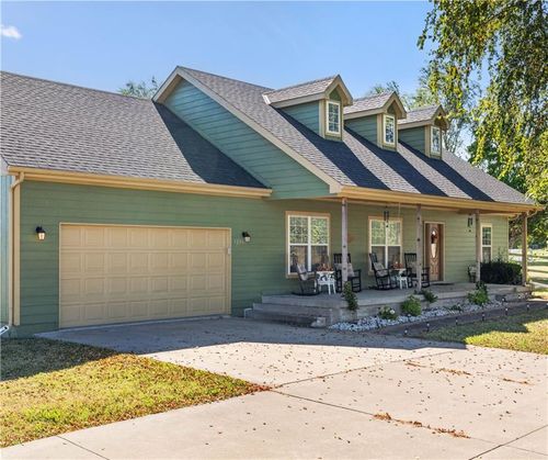 12580 238th St, Linwood, KS, 66052-4230 | Card Image