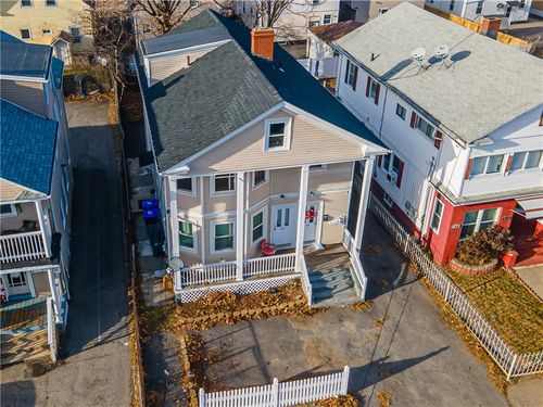 22 Suffolk St, Providence, RI, 02908-2516 | Card Image