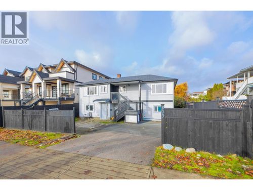 803 Ewen Ave, New Westminster, BC, V3M5C6 | Card Image