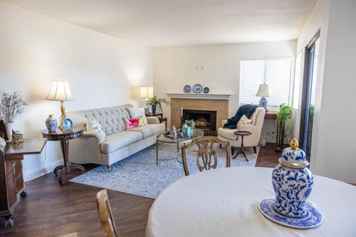 2910 Elm Tree Ct, Spring Valley, CA, 91978-1963 | Card Image