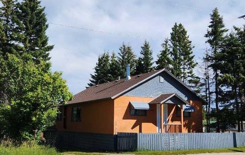 4903 50 St, Caroline, AB, T0M0M0 | Card Image