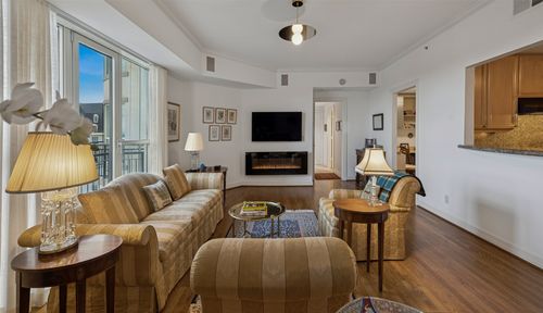 apt-2106-3401 Lee Pkwy, Dallas, TX, 75219-5228 | Card Image