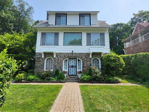 19 Esplanade, Mount Vernon, NY, 10553-1219 | Card Image