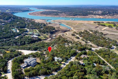 6601 Lakeshore Dr, Lago Vista, TX, 78645-5030 | Card Image