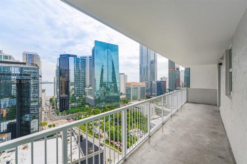 1906-1250 S Miami Ave, Miami, FL, 33130-4100 | Card Image