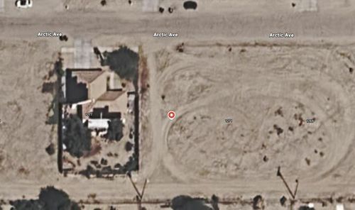 1273 Arctic Ave, Thermal, CA, 92274-8315 | Card Image