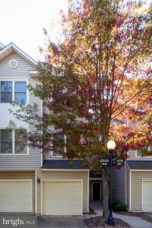 12739-12739 Fair Briar Ln, FAIRFAX, VA, 22033-3850 | Card Image