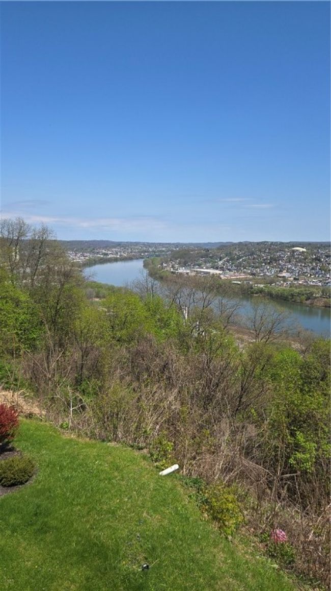 198 Cambria Hill Dr, Townhouse with 2 bedrooms, 2 bathrooms and 2 parking in Tarentum PA | Image 20