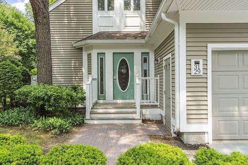 31-31 Pointe Rok Dr, Worcester, MA, 01604-1464 | Card Image