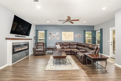 4313 Rockbrook Farms Lane, House other with 3 bedrooms, 2 bathrooms and 3 parking in Georgetown TX | Image 3