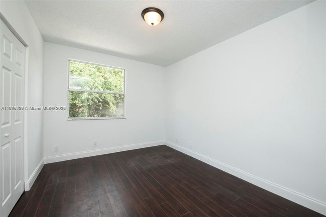 1127 Sw 104 Th Way, House other with 4 bedrooms, 3 bathrooms and null parking in Pembroke Pines FL | Image 25