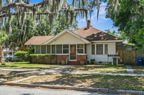 724 W Central Ave, WINTER HAVEN, FL, 33880-2820 | Card Image