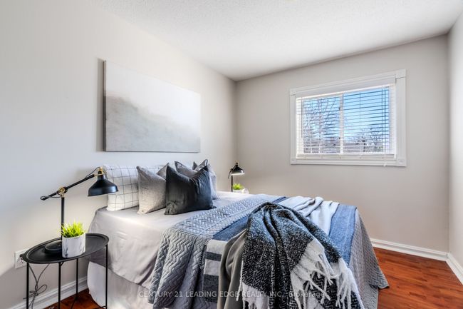 1807 Listowell Cres, House attached with 3 bedrooms, 2 bathrooms and 1 parking in Pickering ON | Image 16