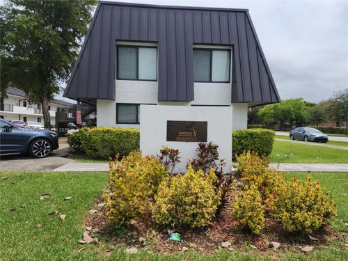 apt-207-19600 Sw 110th Ct, Cutler Bay, FL, 33157-8465 | Card Image