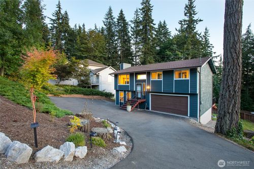 1668 Sapphire Trl, Bellingham, WA, 98226-8712 | Card Image