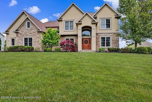 322 Canter Dr, Dallas, PA, 18612-8718 | Card Image