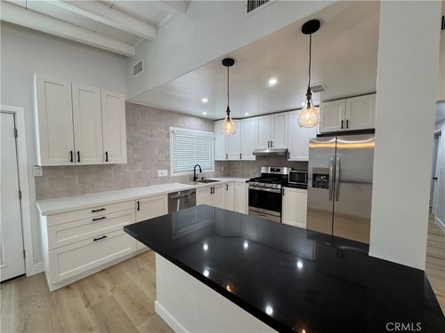 15965 Coral St, Palm Springs, CA, 92262-1148 | Card Image