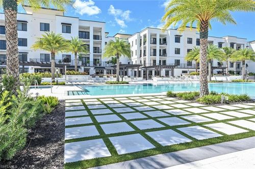 303-1111 Central Ave, NAPLES, FL, 34102-6256 | Card Image