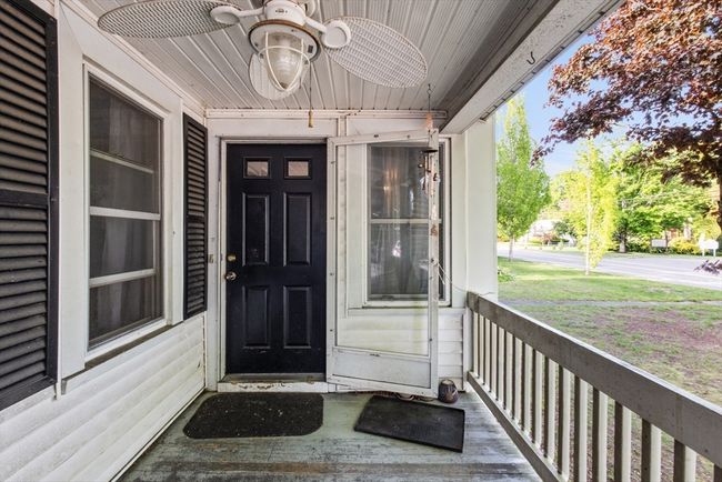 92 N Main St, House other with 4 bedrooms, 4 bathrooms and 7 parking in Raynham MA | Image 33