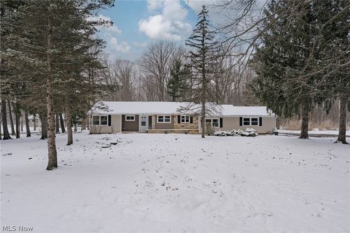 4290 Brainard Rd, Chagrin Falls, OH, 44022-1406 | Card Image
