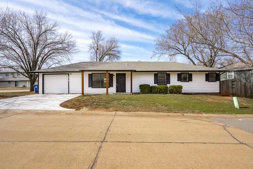 2210 E Crestwood Drive, Stillwater, OK, 74075 | Card Image