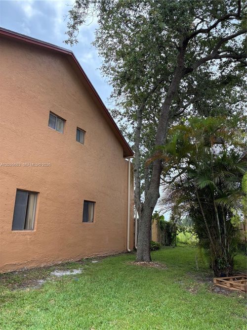2828 Nw 80th Ave, Sunrise, FL, 33322-2497 | Card Image