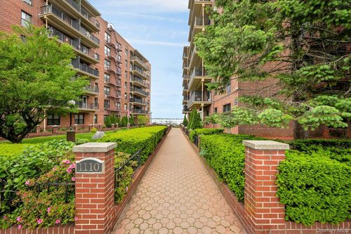1h-1110 Stadium Avenue, New York, NY, 10465 | Card Image