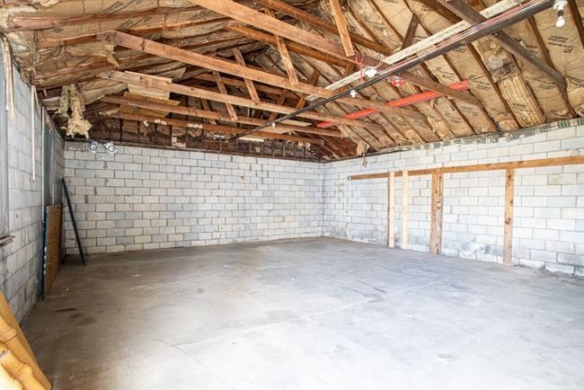 39 Main Rd, Home with 0 bedrooms, 2 bathrooms and 30 parking in Tiverton RI | Image 15