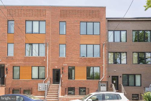 b-435 N 35th St, PHILADELPHIA, PA, 19104-2461 | Card Image