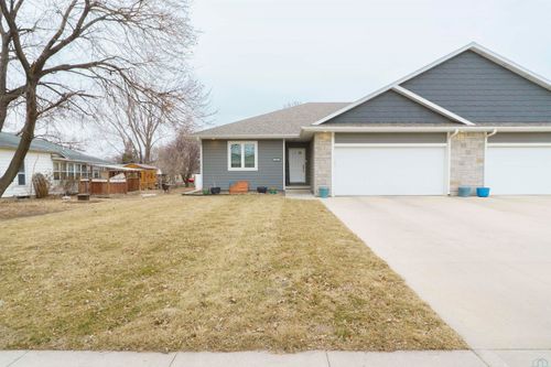 209 5th St, Sergeant Bluff, IA, 51054-8510 | Card Image