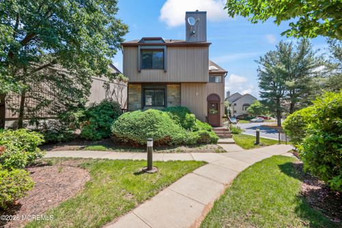 89 Diamond Ln, Old Bridge, NJ, 08857-3318 | Card Image