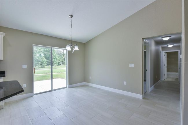 Dining area | Image 17