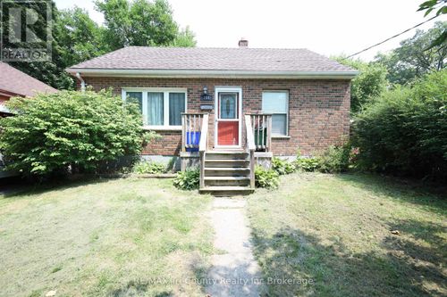 164 Fellner Ave, London, ON, N5W4H1 | Card Image