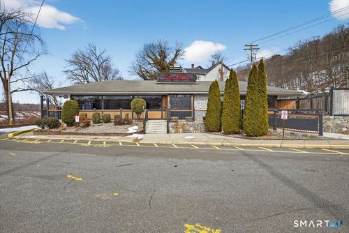 5 Main St, Derby, CT, 06418-1945 | Card Image
