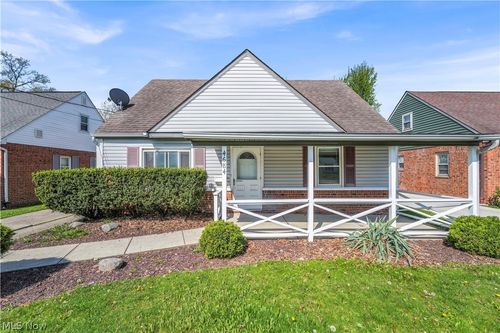 4684 W 158th St, Cleveland, OH, 44135-2606 | Card Image