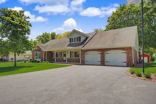24364 S Volbrecht Rd, Crete, IL, 60417-2653 | Card Image
