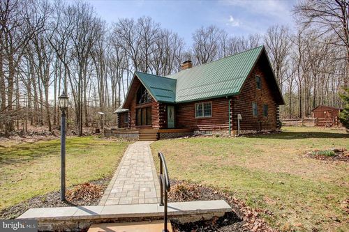 185 Antietam Ln, Fayetteville, PA, 17222-9269 | Card Image